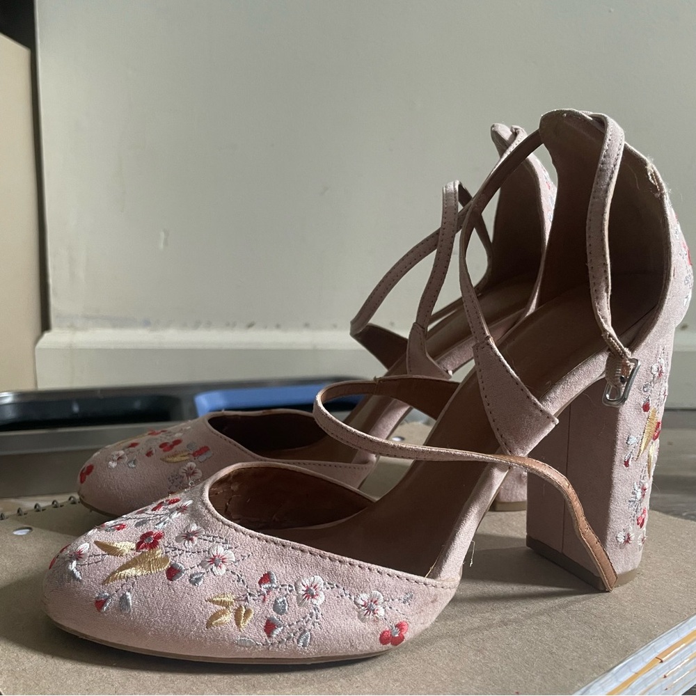 Wild Diva Blush Floral Embroidered Heels